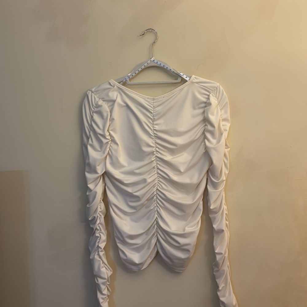 Misguided Long Sleeve Ruffle Top Stretch Material - Picture 3 of 3